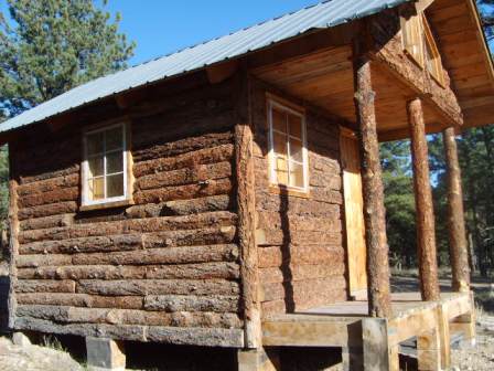 Ponderosa Bark-on 6 inch Log Siding Hand Made by Greenleaf Craftsmen